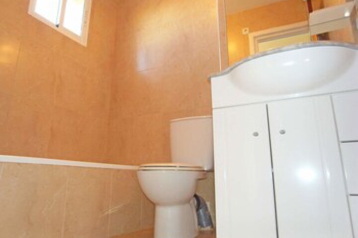 Room 3 of 21