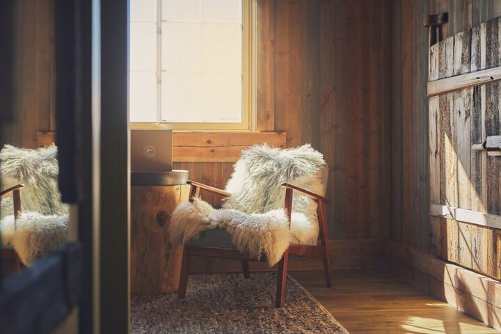 Room 9 of 36