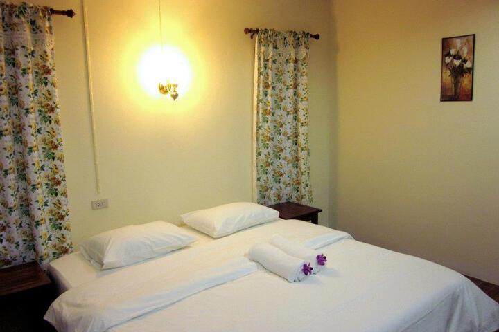 Room 3 of 5