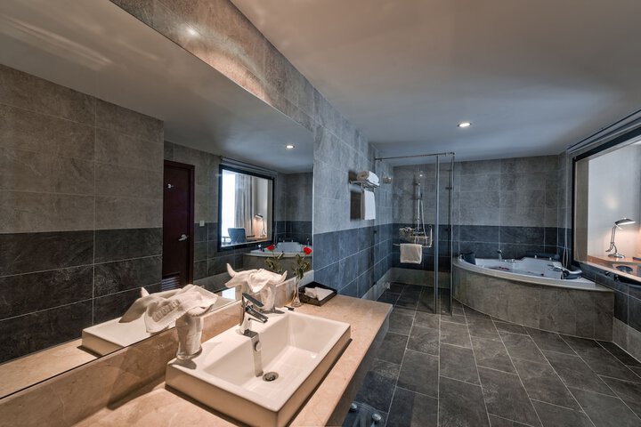 Bathroom Interior Photo