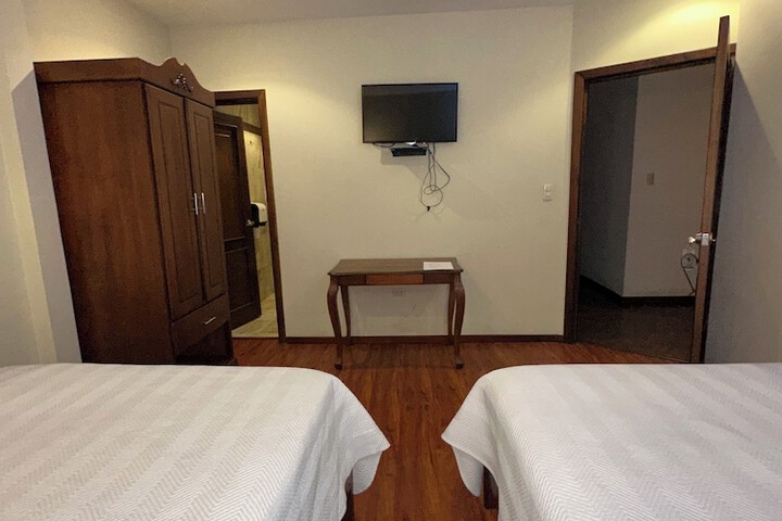 Room 74 of 132