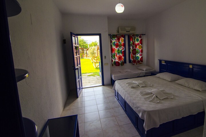 Room 4 of 26