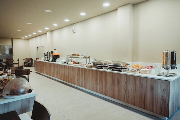 Dining 93 of 132