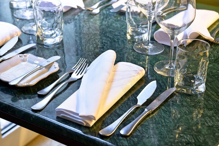 Dining 31 of 47