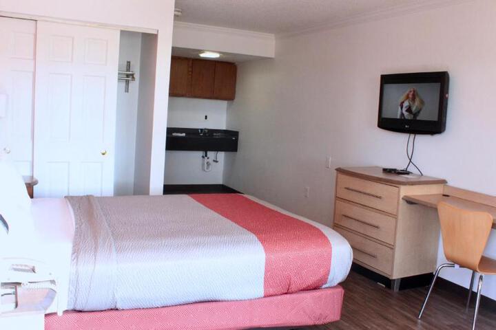 Double Bed (2 of 2)