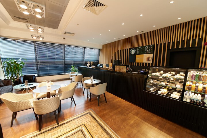 Hotel Lobby