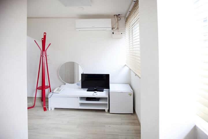 Room 14 of 55