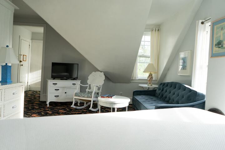 Room 14 of 75