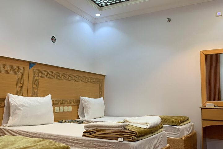 Room 19 of 48