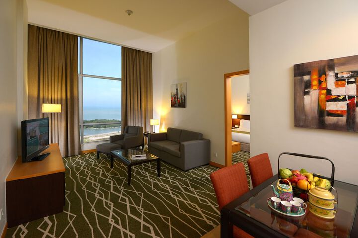 Room 43 of 135