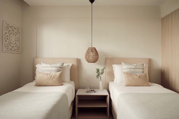 Room 44 of 135