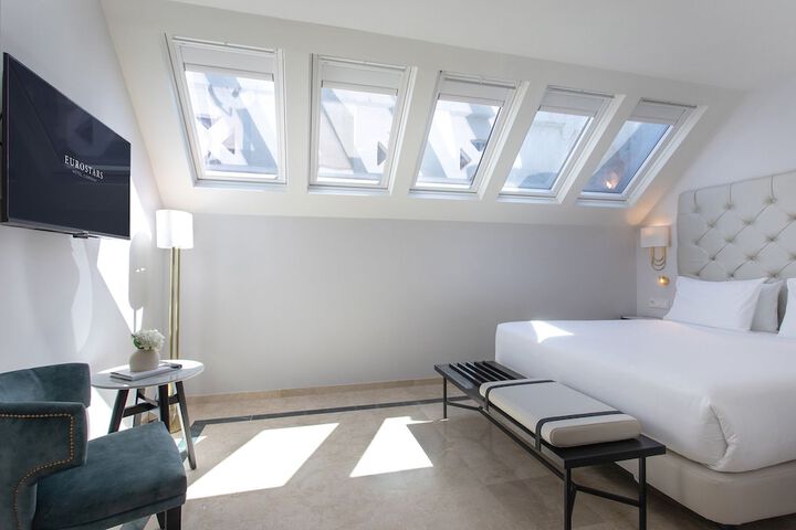 Room 12 of 31