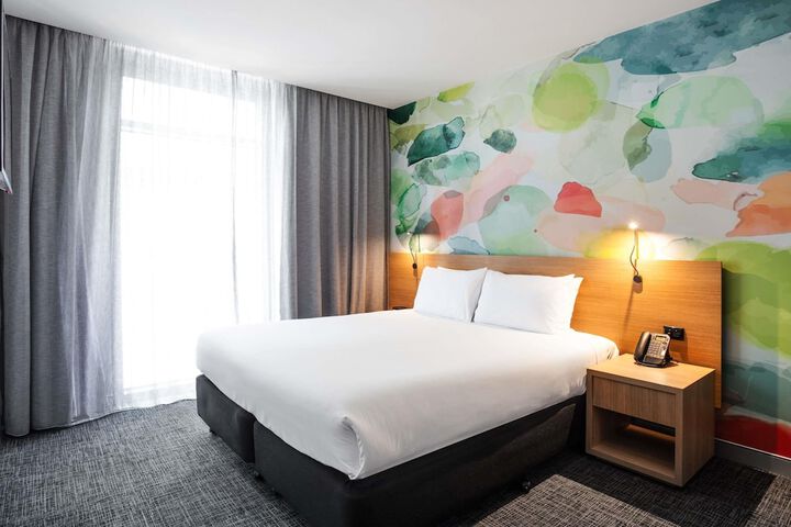 Room 21 of 173