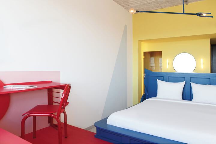 Room 30 of 70