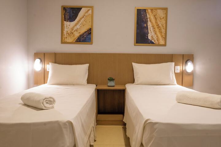 Room 4 of 22