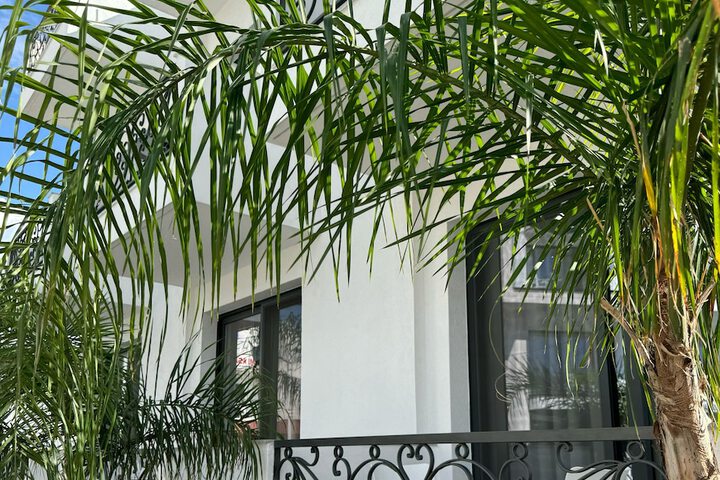 Hotel Exterior 7 of 7