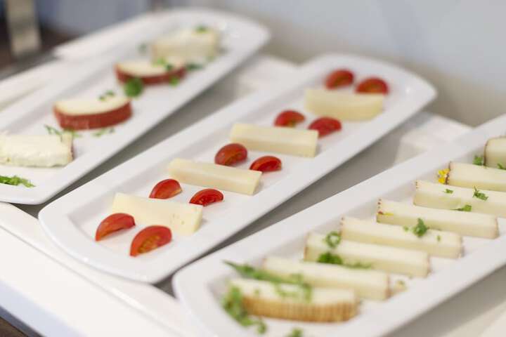 Dining 80 of 139