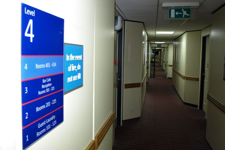 Ballroom/Hall 172 of 236