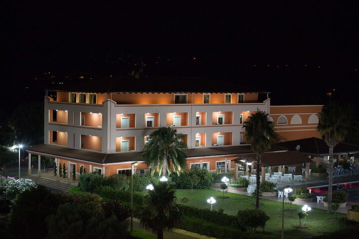 Hotel 56 of 57