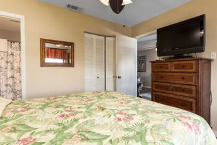 Room 20 of 20