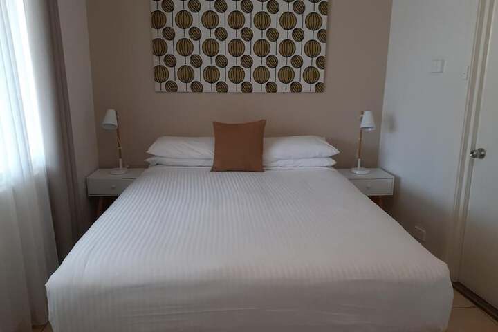 Room 11 of 29