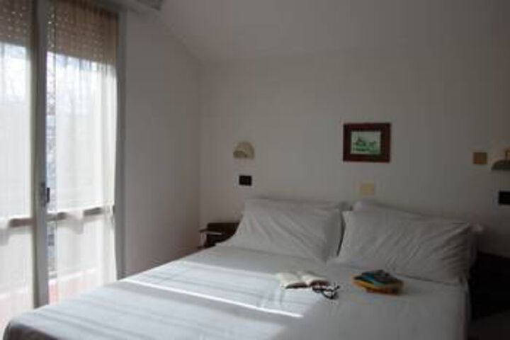 Room 26 of 46