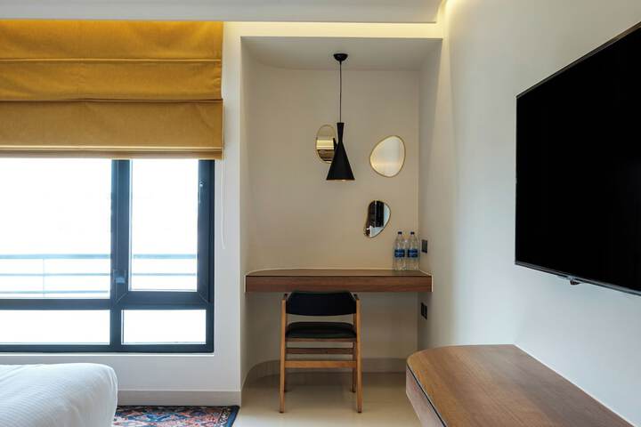 Room 57 of 141