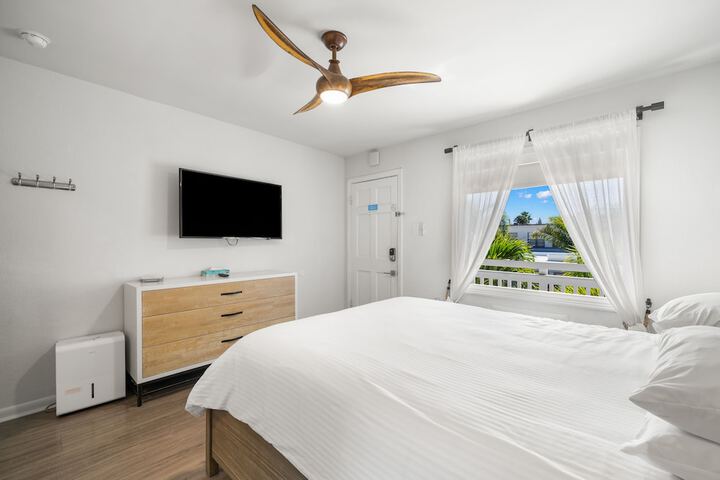 Room 11 of 75