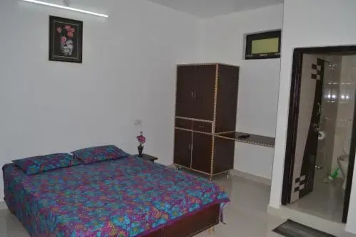 Room 2 of 11
