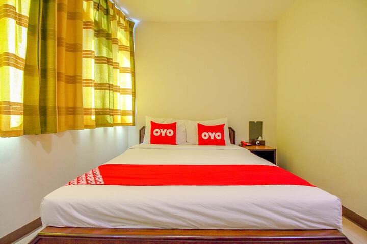 Room 8 of 37