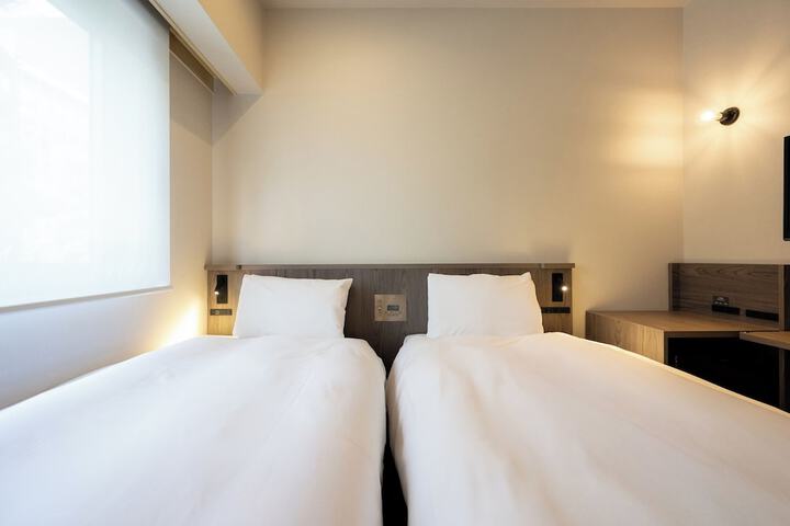 Room 29 of 73