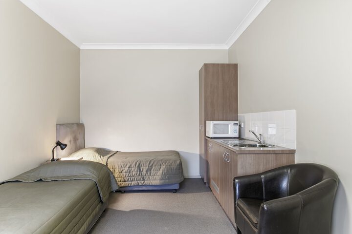 Room 10 of 43