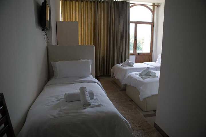 Room 30 of 139