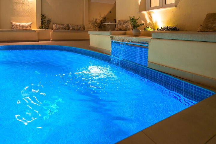 Pool 64 of 92