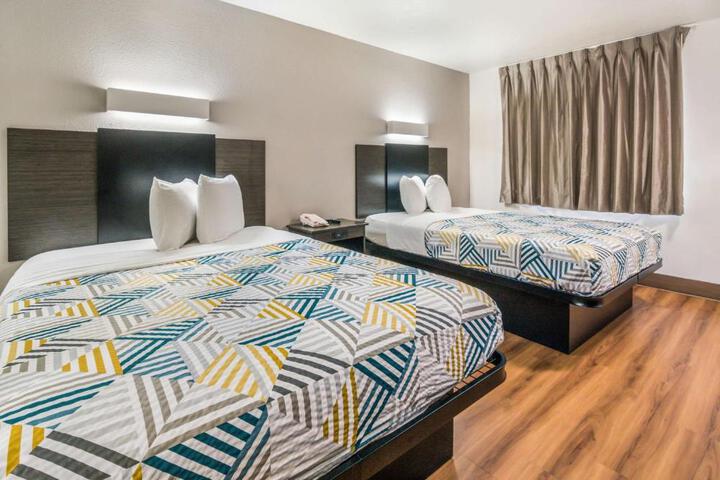 Double Room Disability Accessible (2 of 6)