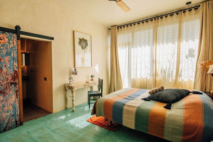 Room 14 of 118