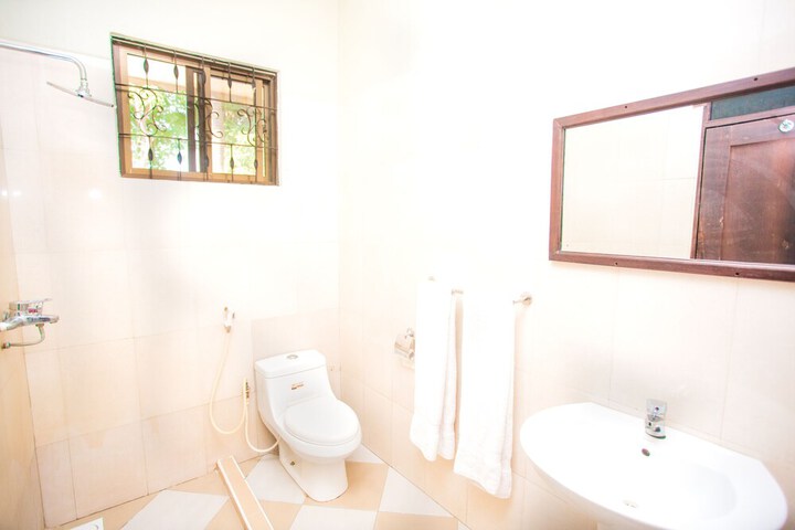 Room 10 of 15