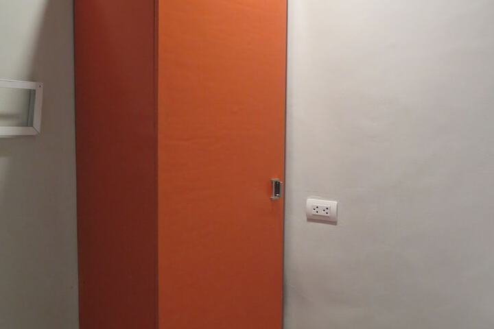 Room 31 of 48