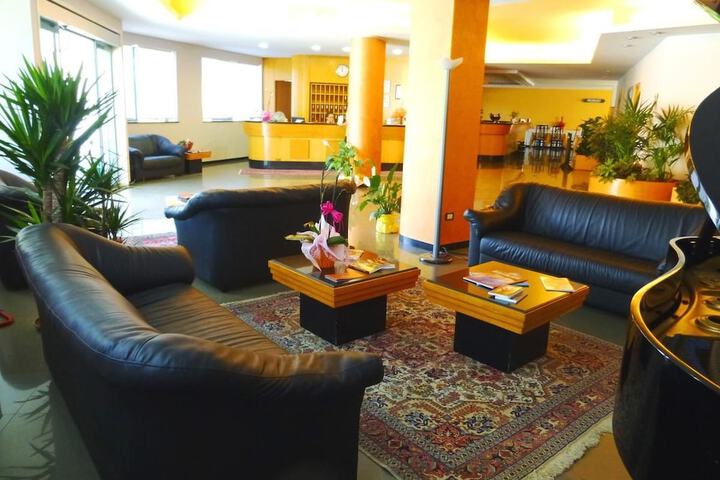 Hotel Lobby