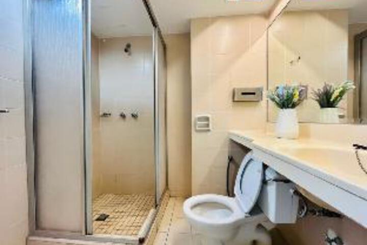 M1 City Center Hotel & Suites