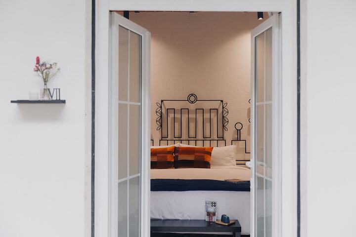Room 22 of 104