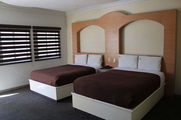 Room 18 of 52