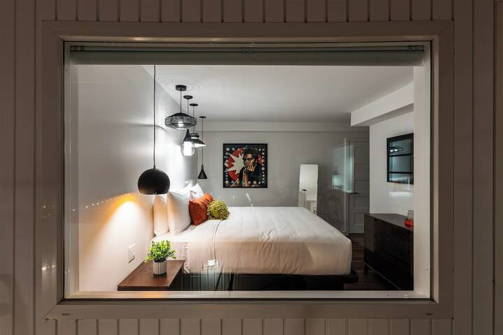 Room 22 of 42
