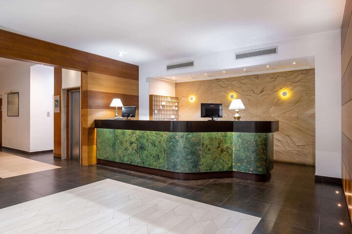 Lobby Entry