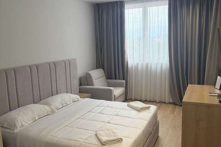 Room 26 of 65