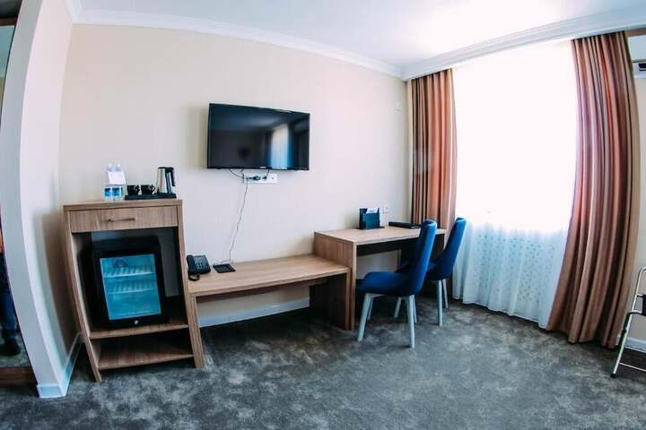 Room 5 of 35