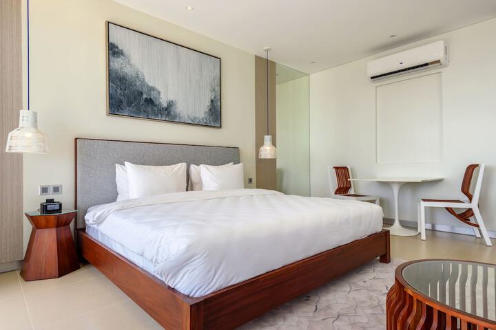 Room 30 of 120