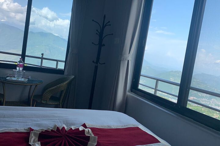 Room 28 of 111