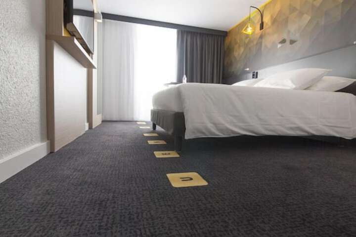 Room 7 of 52