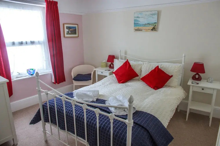 guest_rooms